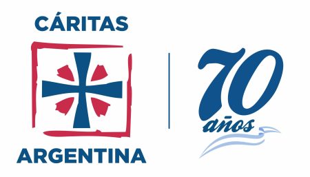 logo caritas 70años